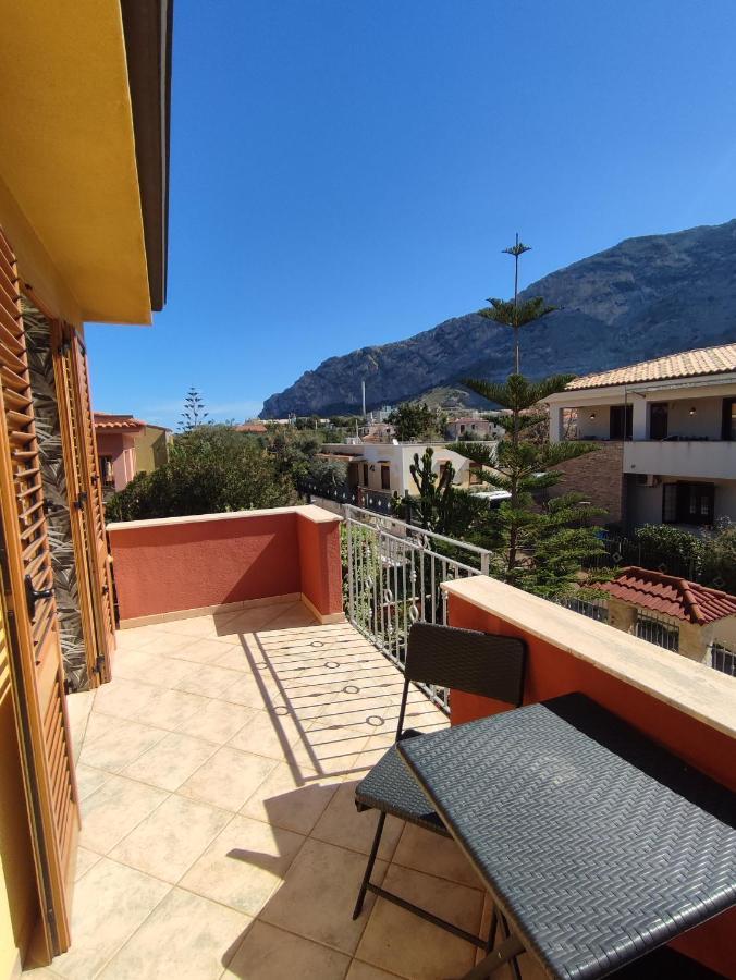 Casa Vacanze Isolotto Isola delle Femmine Ngoại thất bức ảnh