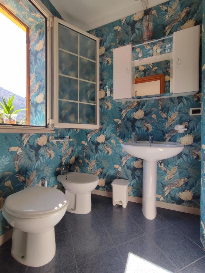 Casa Vacanze Isolotto Isola delle Femmine Ngoại thất bức ảnh